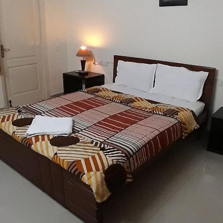 Apartment Home Stay Бангалор Экстерьер фото