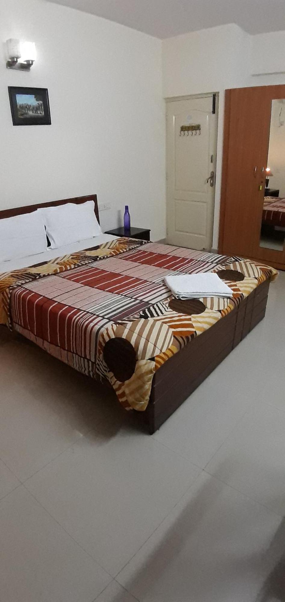 Apartment Home Stay Бангалор Экстерьер фото