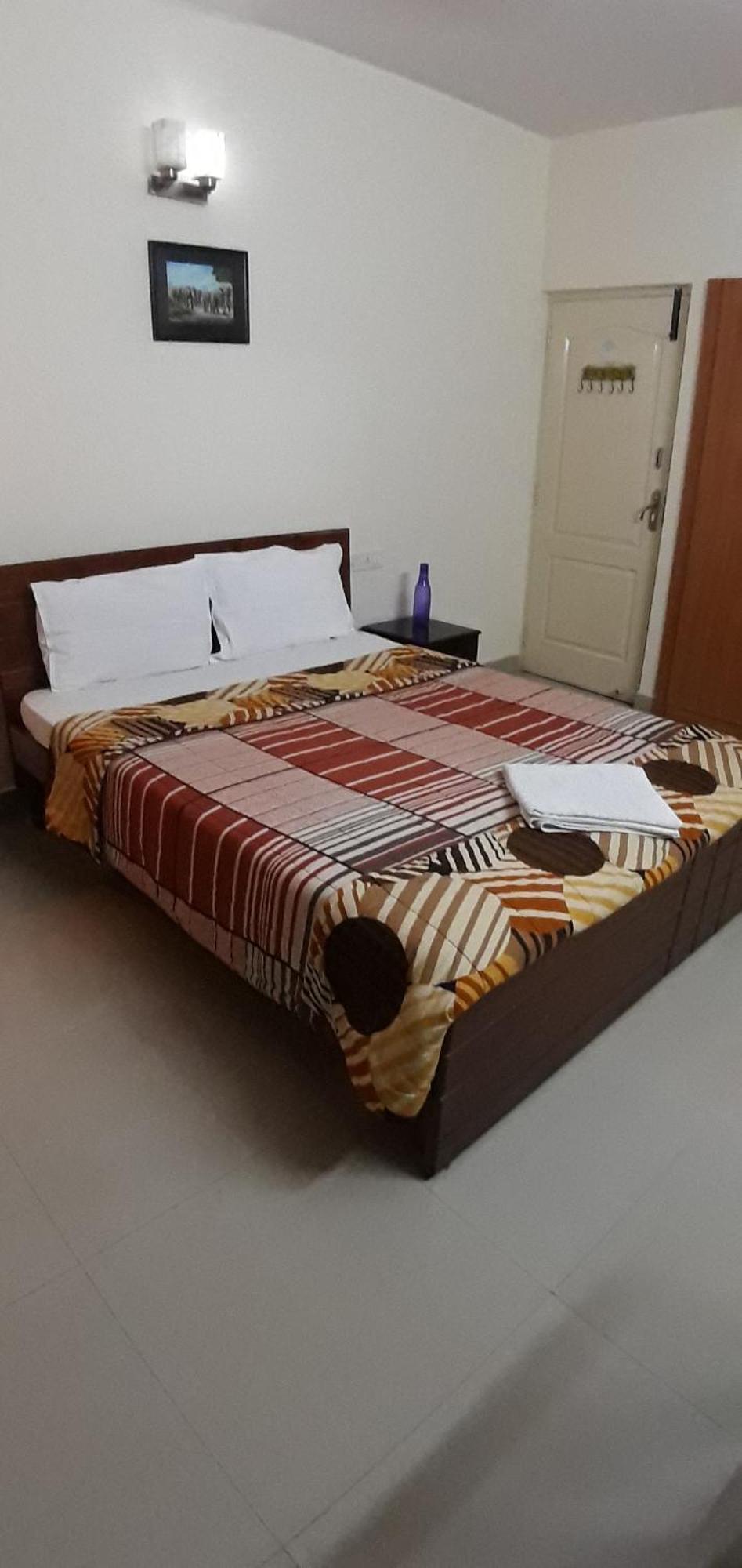 Apartment Home Stay Бангалор Экстерьер фото